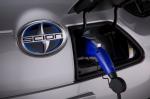 Toyota iQ EV 2013 года